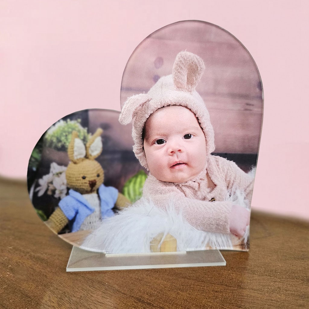 Acrílico corazón decorativo con base